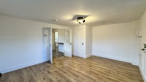 Photo 21- click for photo gallery